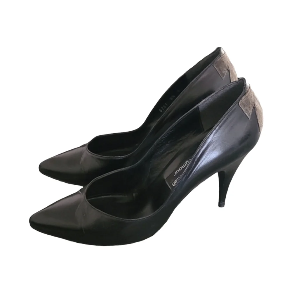 MR SEYMOUR STUART WEITZMAN VTG Black Leather Pumps 8.5 Pointed Heel Minimalist